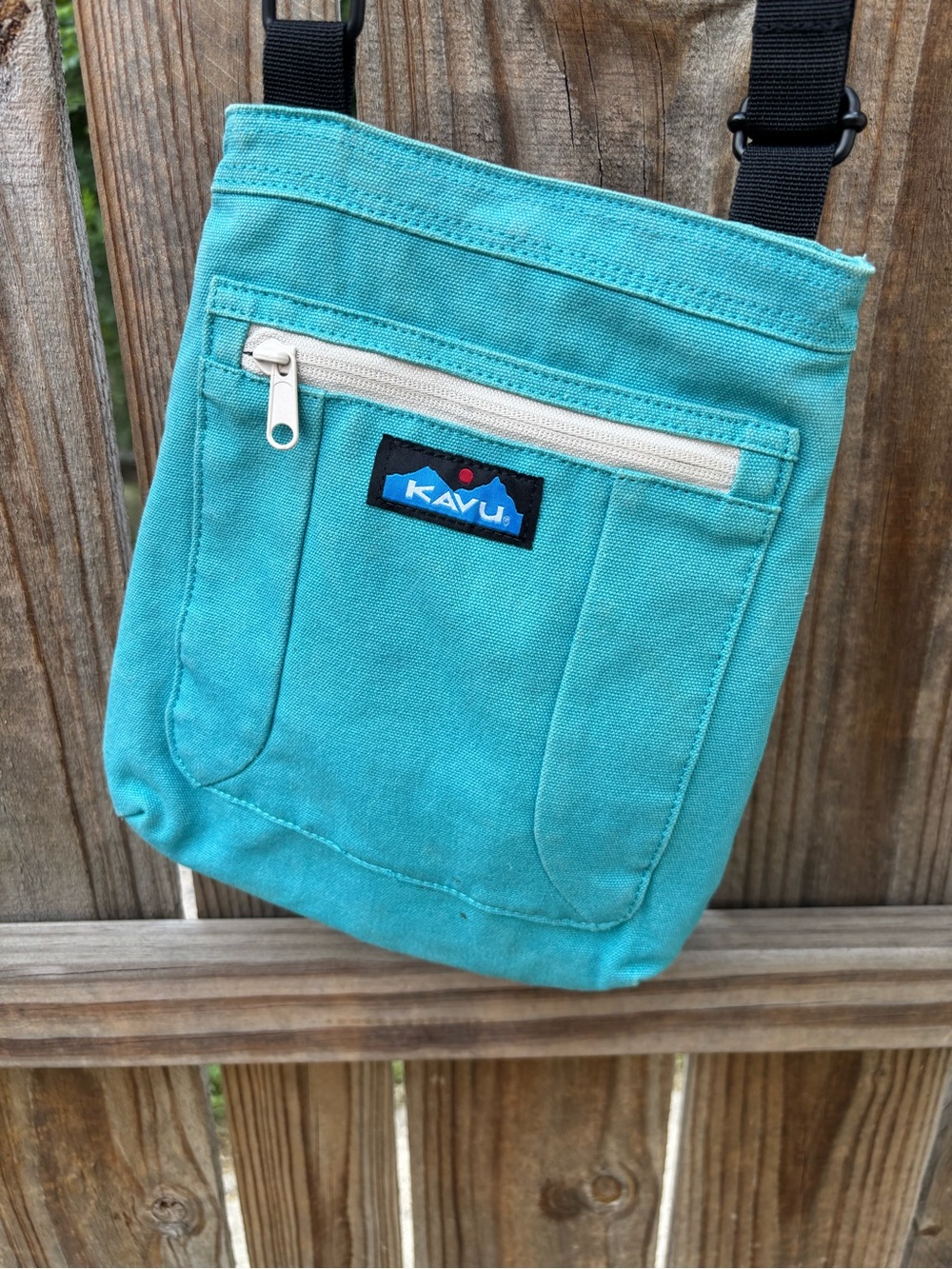 KAVU Keeper Crossbody Bag Teal Aqua Cotton Canvas Shoulder Travel Purse Small